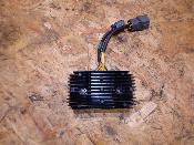 régulateur de tension 