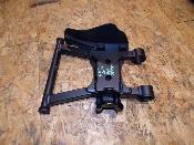 triangle arrière gauche inférieur avec protection 