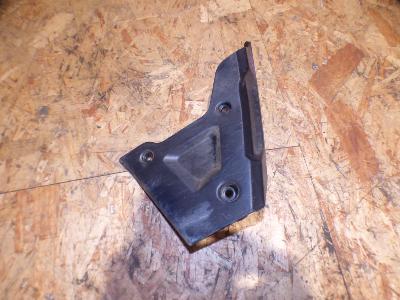 protection triangle avant gauche