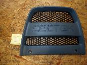grille de calandre gris