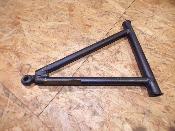 triangle avant droit inférieur 