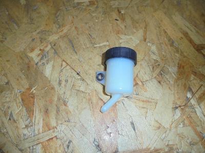 bocal de liquide de frein