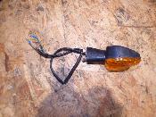 clignotant avant droit 