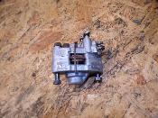 étrier arrière gauche