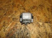 étrier avant gauche