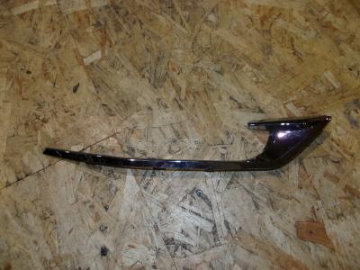 plastique optique avant gauche