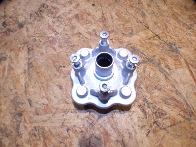 étoile de roue arrière gauche