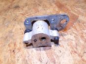 étrier avant gauche