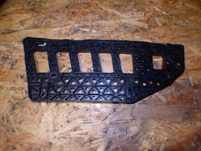 support marche pied droit