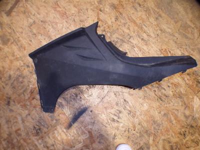 carénage latéral gauche