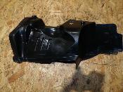 plastique avant droit 