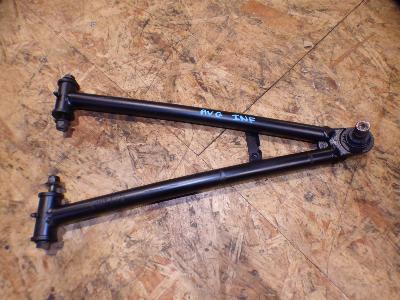 triangle avant gauche inférieur