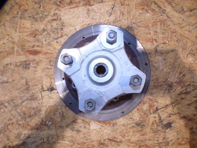 étoile de roue avant gauche avec disque 