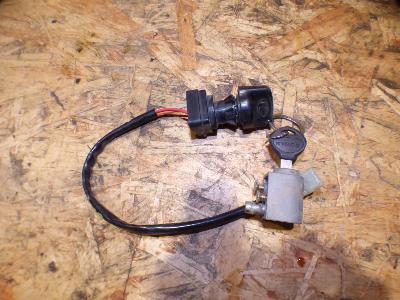 contacteur à clé + serrure 