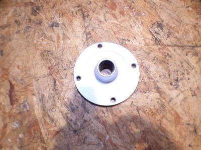 moyeu arrière gauche