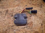 régulateur de tension 