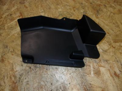 plastique avant droit inférieur 