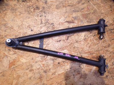 triangle avant gauche inférieur