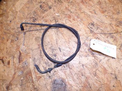 câble d'accélérateur