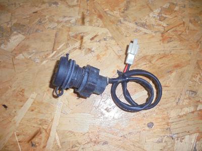 prise 12V