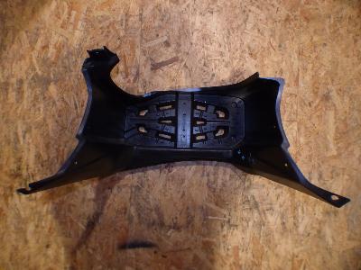 marche pied avant gauche