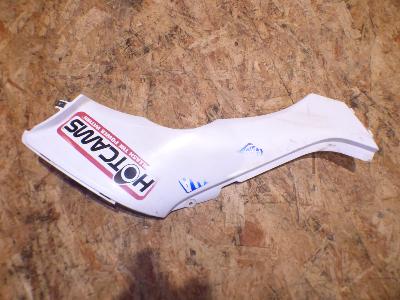 carénage latéral droit