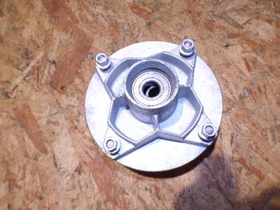 étoile de roue avant droite 