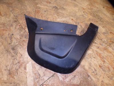 plastique arrière droit 