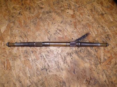 arbre de roue arrière 