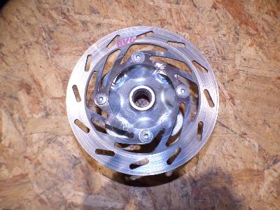 étoile de roue avant gauche avec disque 