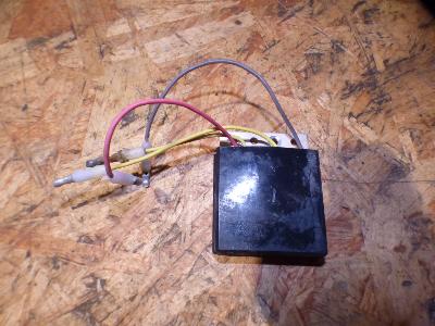 régulateur de tension 