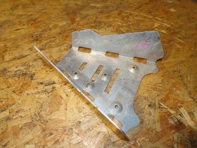 protection triangle avant droit
