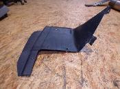 plastique arrière gauche