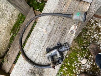 maitre cylindre arrière + bocal