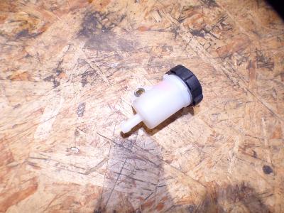 bocal de liquide de frein