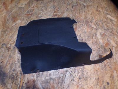 plastique avant gauche