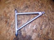 triangle avant gauche inférieur 