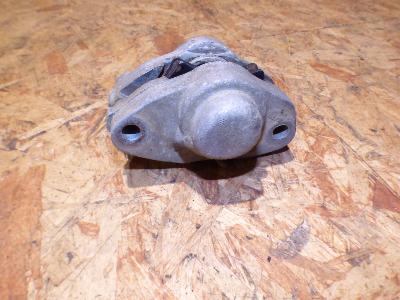 étrier arrière droit