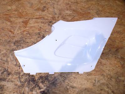 carénage latéral droit