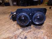 optique avant gauche