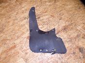 plastique avant droit 