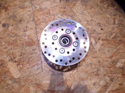 étoile de roue avant droite avec disque 