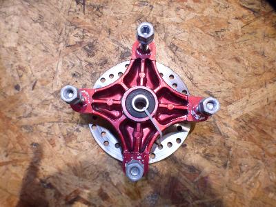 étoile de roue avant gauche avec disque 