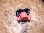 étrier avant gauche