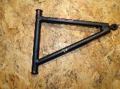 triangle avant gauche inférieur 