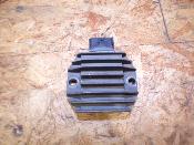 régulateur de tension 