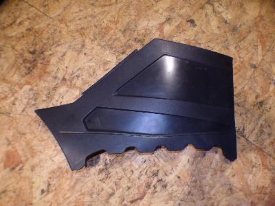 carénage latéral droit